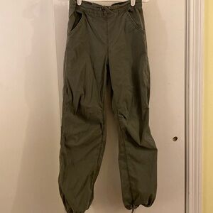 Women’s Hollister Ultra High Rise Baggy Pants XS Green